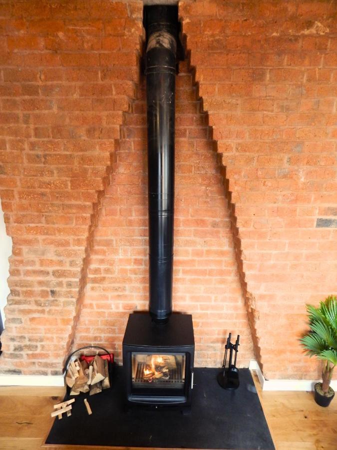 Vip 3Br Grade2 Luxurious Industrial House With Wood Fire, Electric Blinds And Big Cast Iron Windows In The Heart Of The Jq Villa Birmingham Eksteriør billede