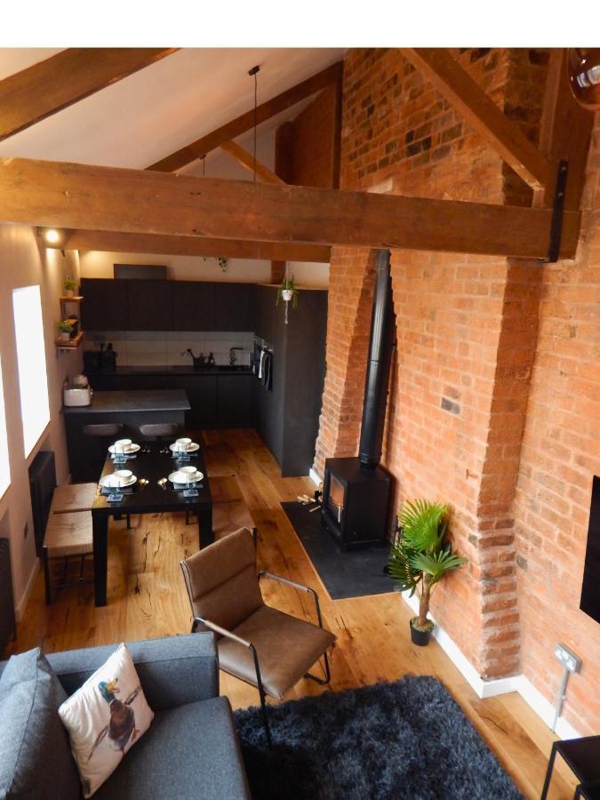 Vip 3Br Grade2 Luxurious Industrial House With Wood Fire, Electric Blinds And Big Cast Iron Windows In The Heart Of The Jq Villa Birmingham Eksteriør billede