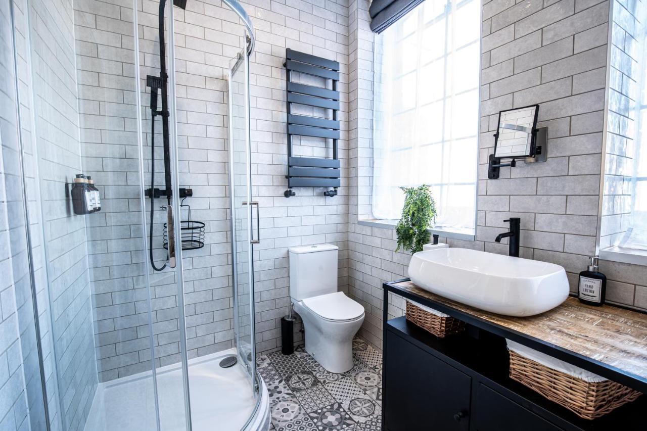 Vip 3Br Grade2 Luxurious Industrial House With Wood Fire, Electric Blinds And Big Cast Iron Windows In The Heart Of The Jq Villa Birmingham Eksteriør billede