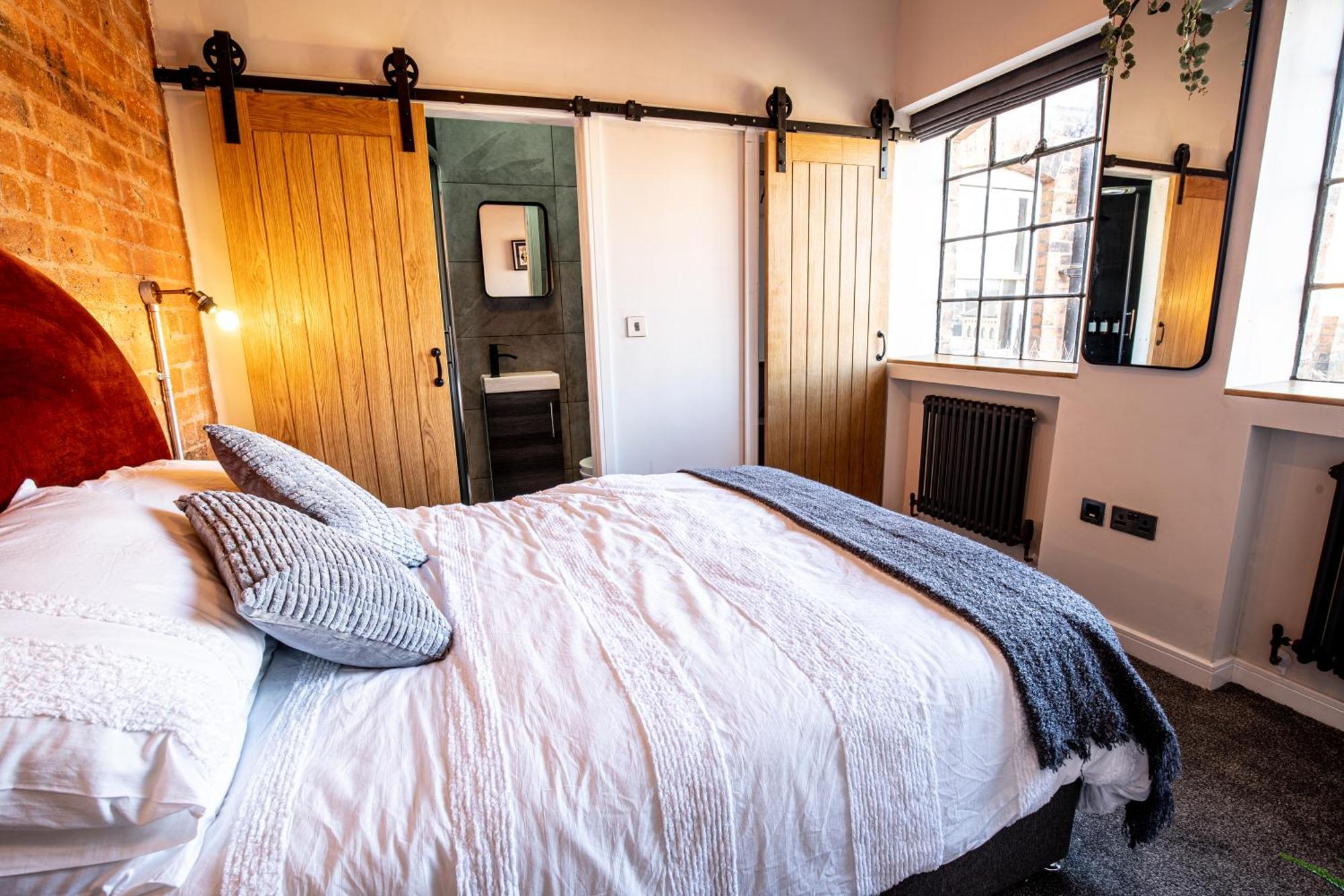 Vip 3Br Grade2 Luxurious Industrial House With Wood Fire, Electric Blinds And Big Cast Iron Windows In The Heart Of The Jq Villa Birmingham Eksteriør billede
